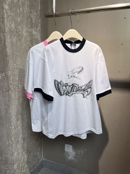 WE11DONE ウェルダンとはスーパーコピー お買い得豊富な 純綿Tシャツ 半袖 男女兼用 モンスター ホワイト