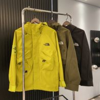 品質保証低価the north face サイズ感アウター 偽物 防風フードつきジャケット