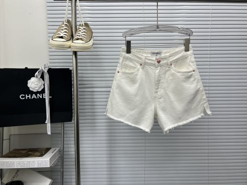 期間限定SALE!! シャネル パンツ偽物 ショットパンツ 刺繍 デニム 美脚 シンプル 夏ズボン ホワイト