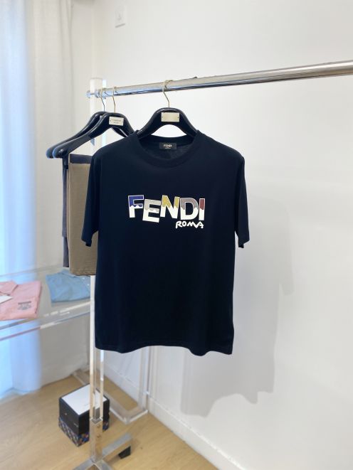 抜群な存在感  fendit シャツ偽物 トップス 純綿 半袖 柔らかい シンプル Tシャツ ロゴプリント ゆったり ブラック