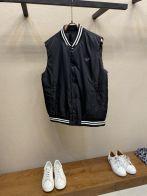 男女兼用のprada sport ダウン偽物 無袖 トップス 暖かい アウター 保温 ダウンジャケット ブラック