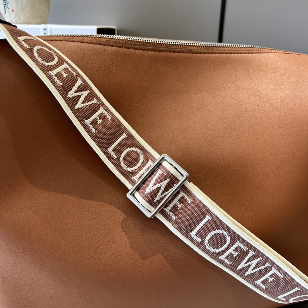 ロエベLOEWE限定スーパーコピーバッグレザーブラウン大容量ショルダーバッグ_3