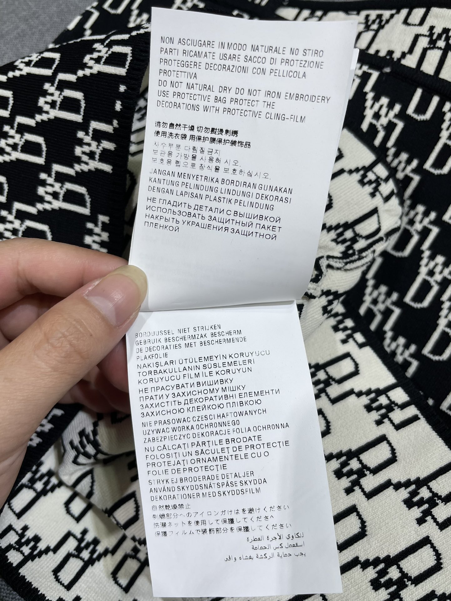 WE11DONE ウエルダン 英語ｎ級品 短袖 Tシャツ セクシー 純綿トップス レディース ジレー ブラック_5