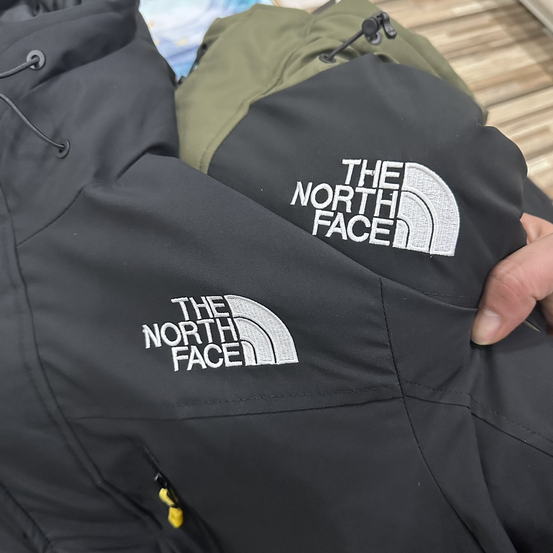 最新作ザ・ノース・フェイス アウター偽物 The North Face　フード付き_2