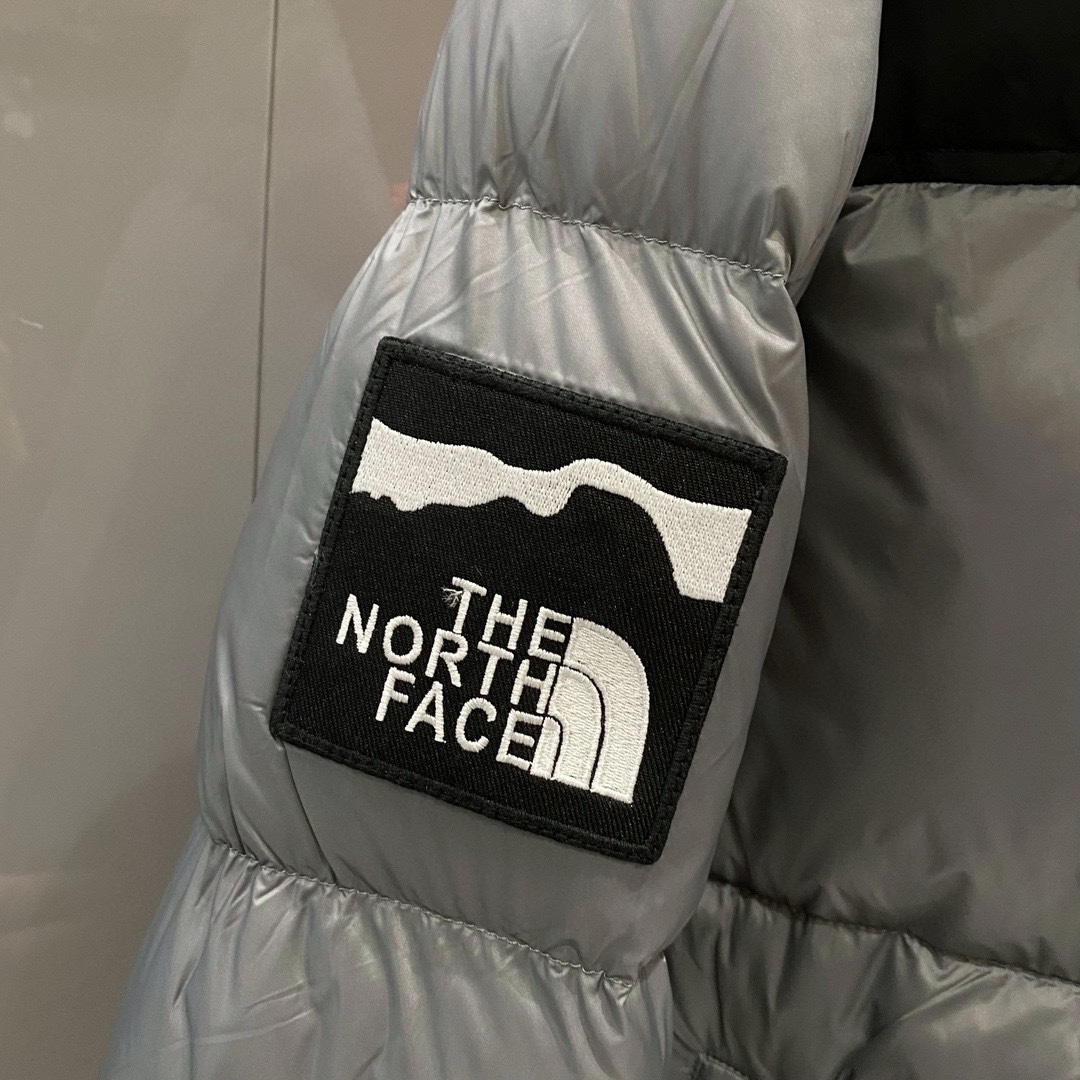 the north face マウンテンダウンジャケット サイズ感コピー 軽量 アウター トップス 暖かい 保温 ファッション 大人気 ハイネック グレイ_5