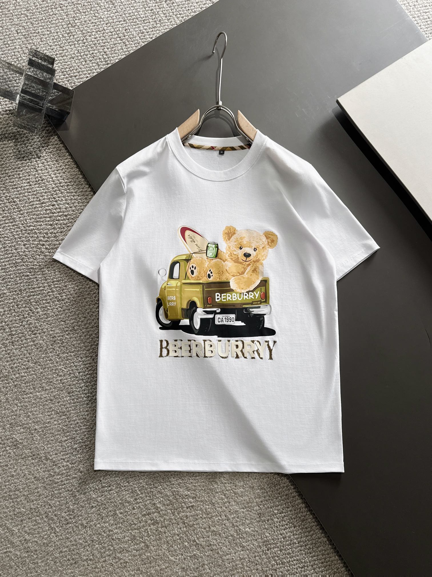 バーバリー BURBERRY限定 コピー 半袖 Tシャツ コットン ホワイト 柔らかい 花柄_1