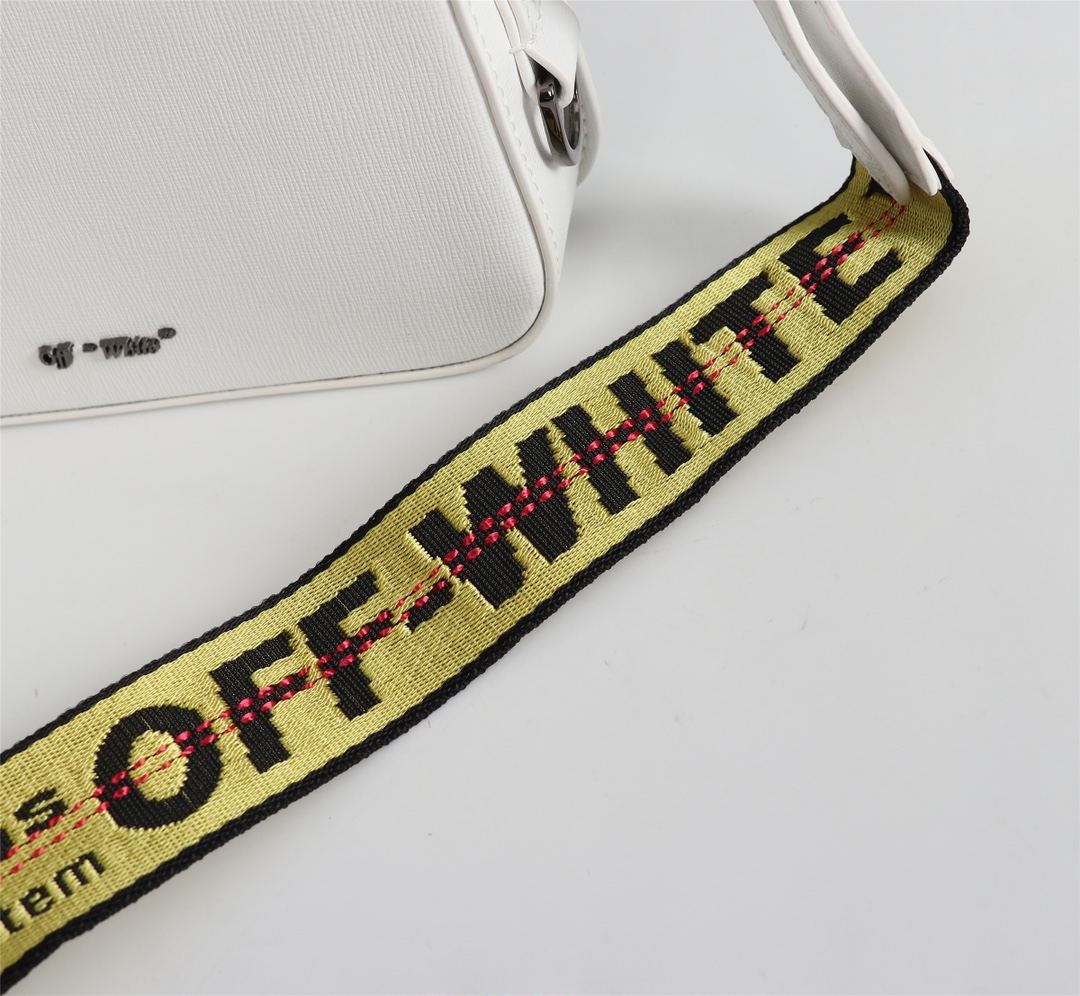 OFFWHITEオフホワイト レザージャケットスーパーコピー 斜め掛けバッグ おしゃれ ファッション 人気販売 レディース ホワイト_7