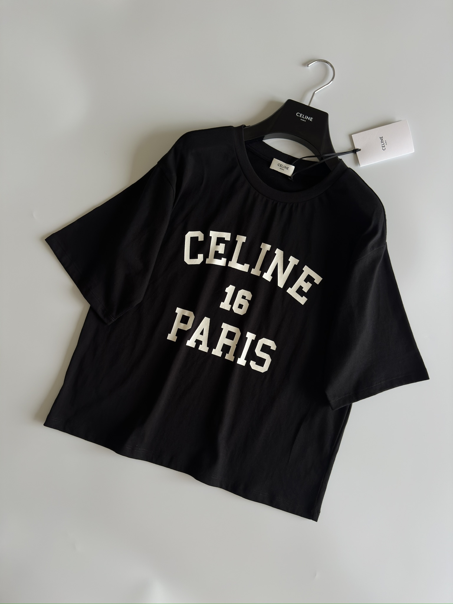 celineレディース セリーヌ ティ シャツ偽物 トップス tシャツ 半袖 純綿 プリント ゆったり ファッション ブラック_2