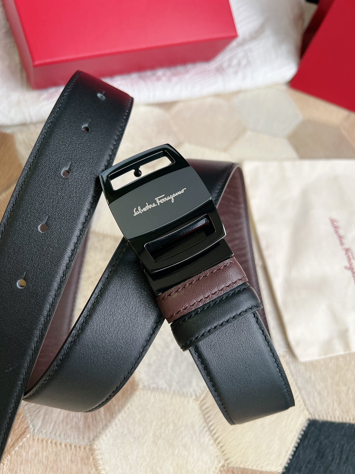 お買い得大人気 ferragamoふぇら が もの ベルト偽物 幅35㎜ 柔らかい ビジネス ベルト 牛革 メンズ ブラック_8