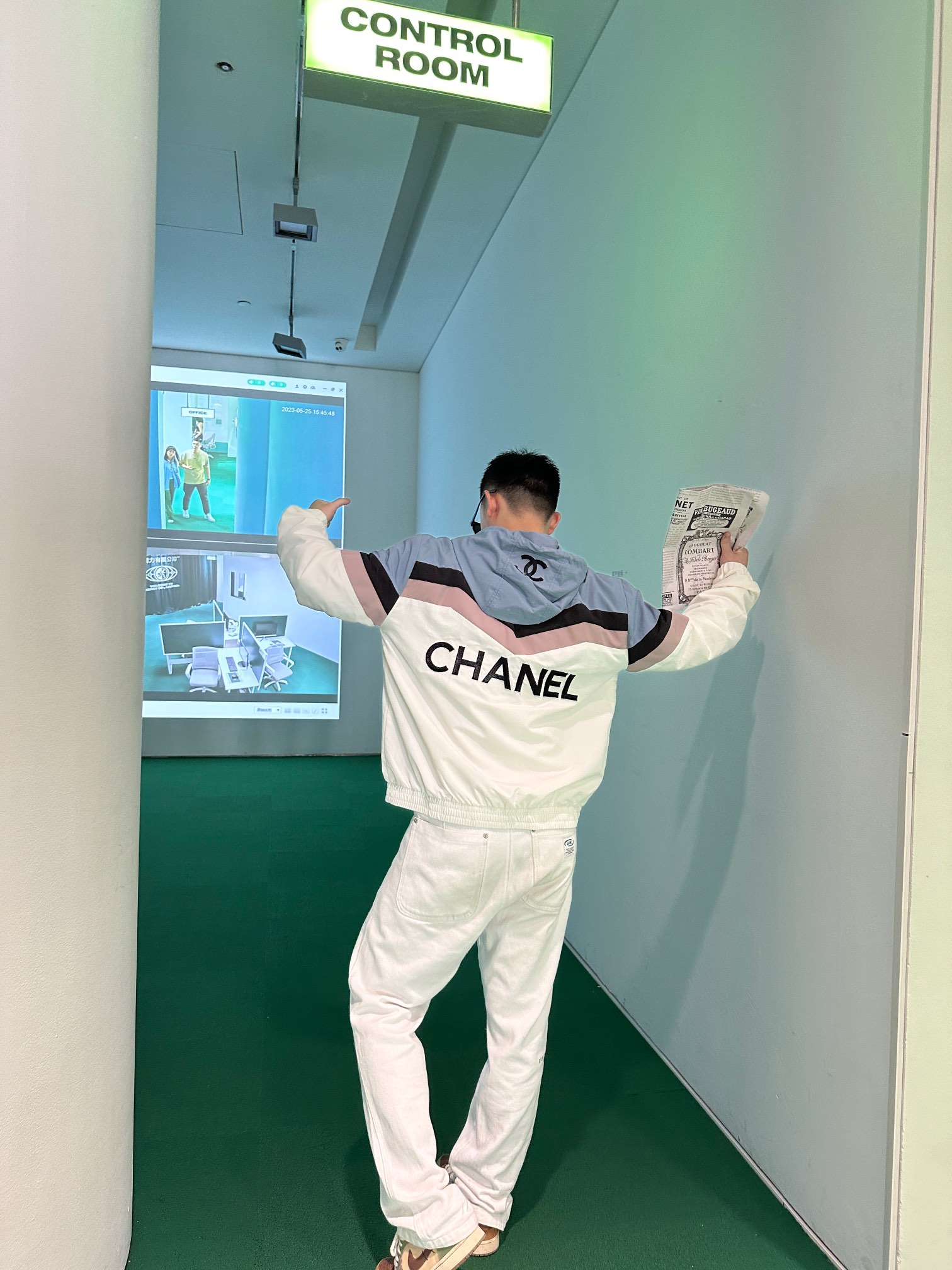 爆買い大得価 chanel ツイード ジャケットＮ級品 アウター トップス 日焼け止め服 薄い 軽量 フード付き ホワイト_7