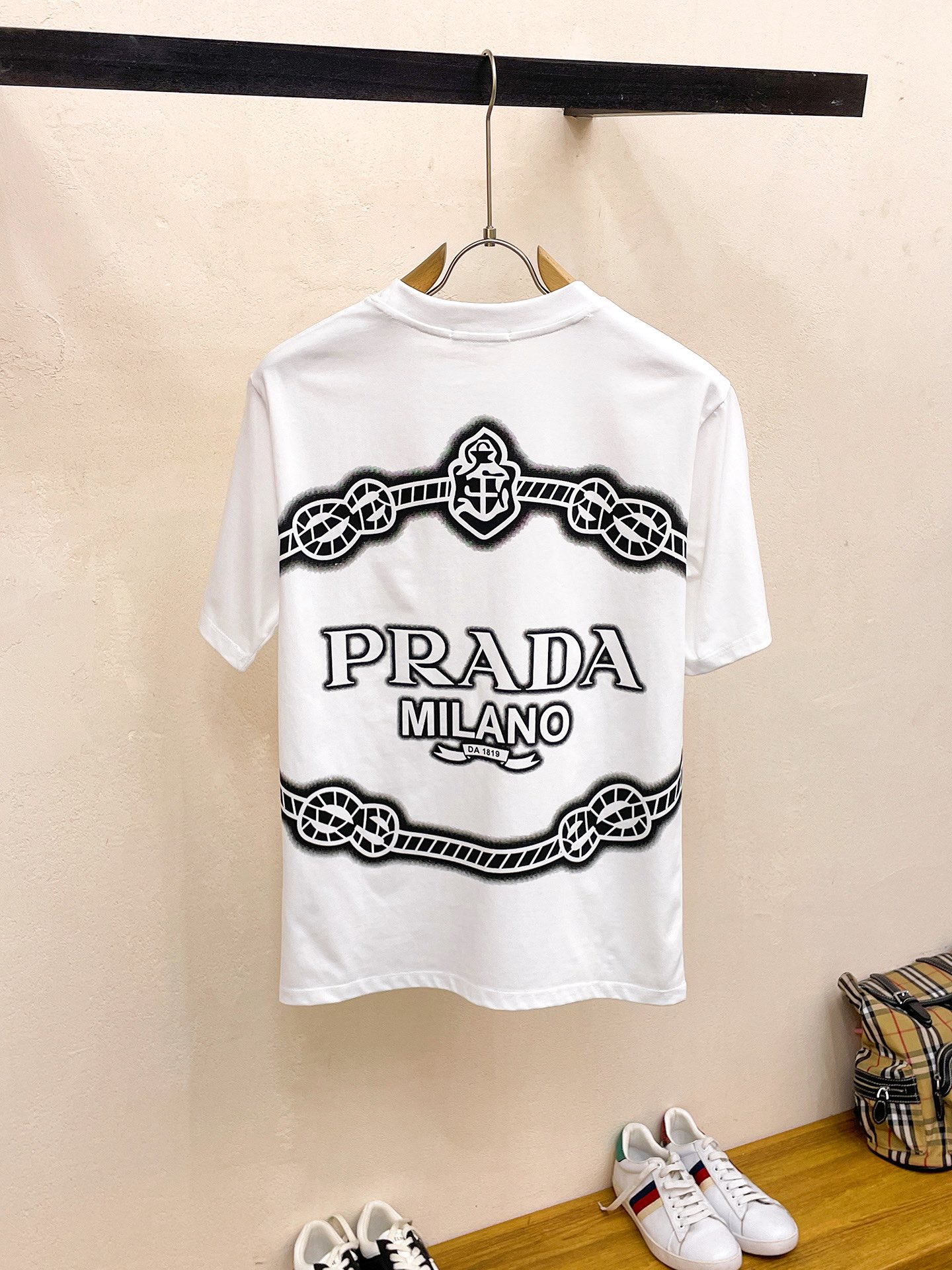 【激安】高級品通販 prada t シャツ メンズ激安通販 短袖 ゆったり 純綿 トップス プリント 夏服 ホワイト_2