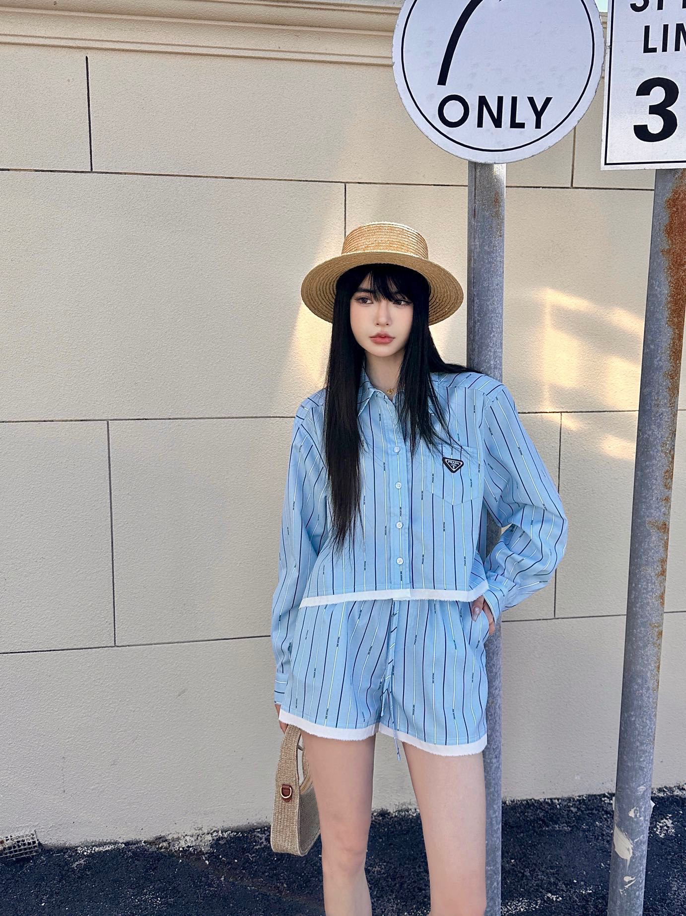 プラダ 服 メンズスーパーコピー 夏服 シンプル 縞シャツセット ショットパン 長袖シャツ 日焼け止め服 ブルー_1