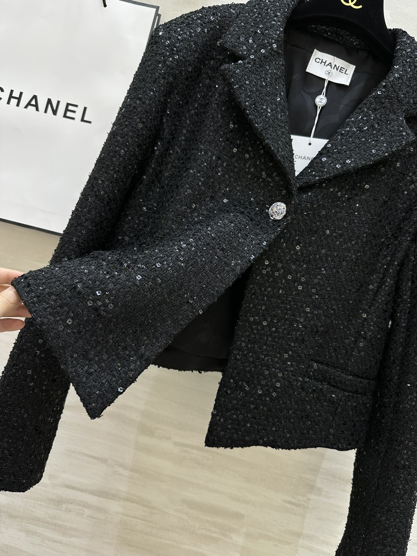 chanel ジャンパースーパーコピー アウター トップス 暖かい 柔軟 純綿 シンプル 秋服 ブラック_4