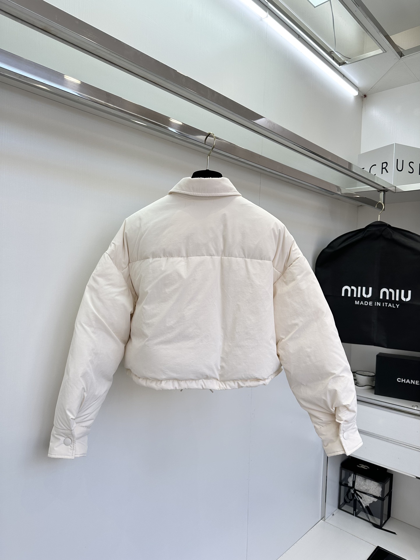 miu miu ダウン コートコピー ショットトップス ダウンジャケット アウター ふんわり 保温 柔軟 ホワイト_2