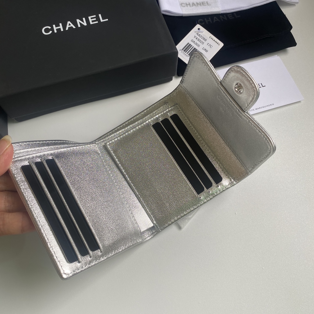 大得価のchanel 財布 ミニ激安通販ファッション 優雅 三つ折り 本革 レザー シンプル A82288 シルバー_7