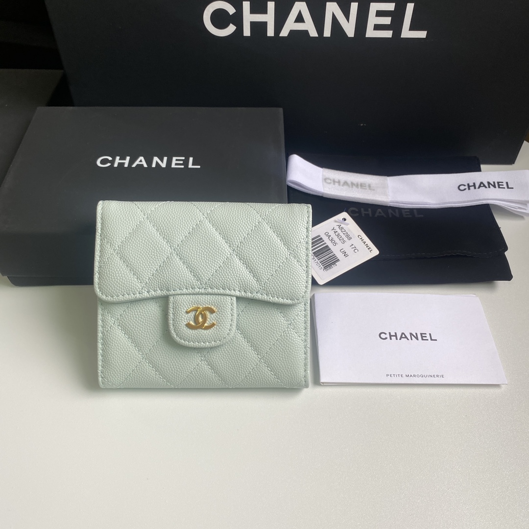 最新の2024年 chanel 財布 レディースコピー ファッション 優雅 三つ折り 本革 レザー A82288 グリーン_1