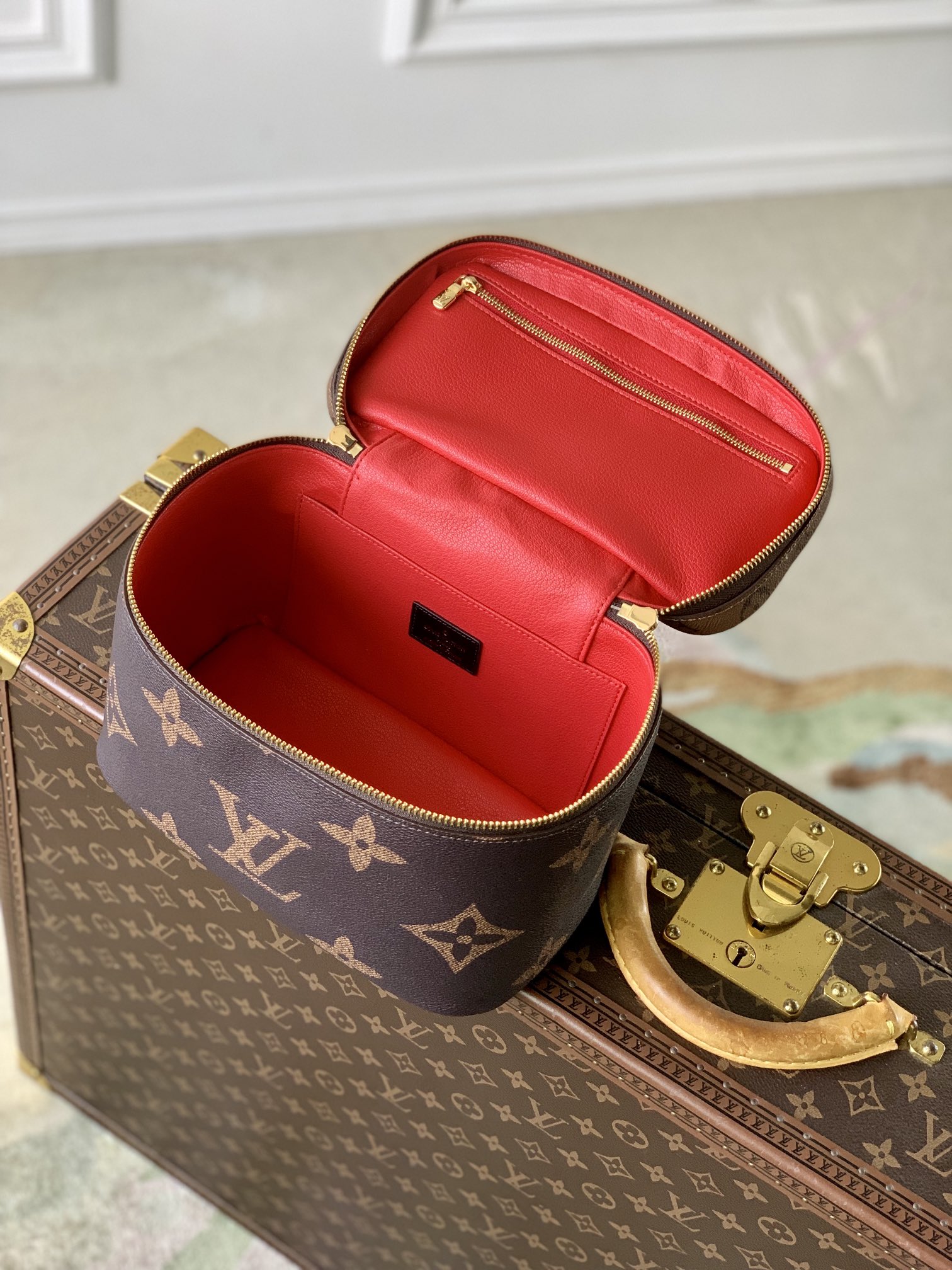 LV ヴィトン バッグ 重い激安通販 化粧バッグ 本革 レザー 優雅 M47212 新販売 ブラウン_9