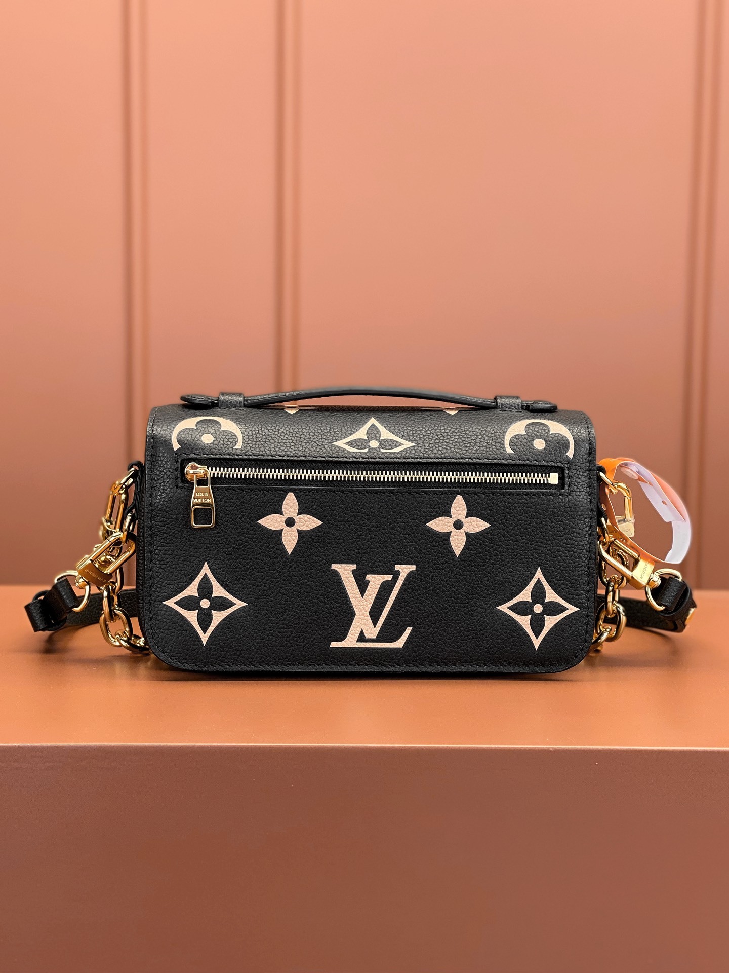 LV ルイヴィトンバッグ 新作コピー レザー  ハンドバッグ 斜め掛け 肩掛け びっくりした価格 M23081 ブラック_8