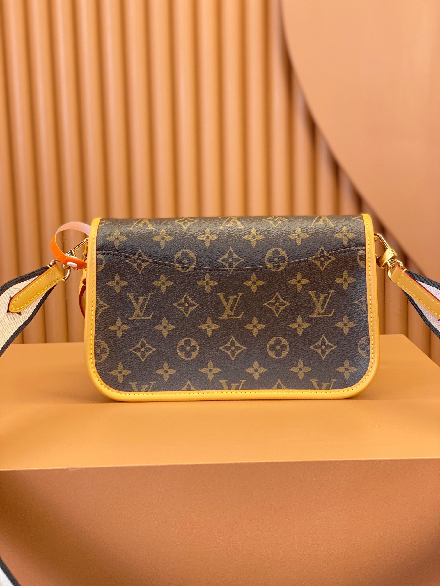 LV ルイヴィトンバッグ 黒スーパーコピー レザー  斜め掛けバッグ 低価格 M45985 ブラック_7