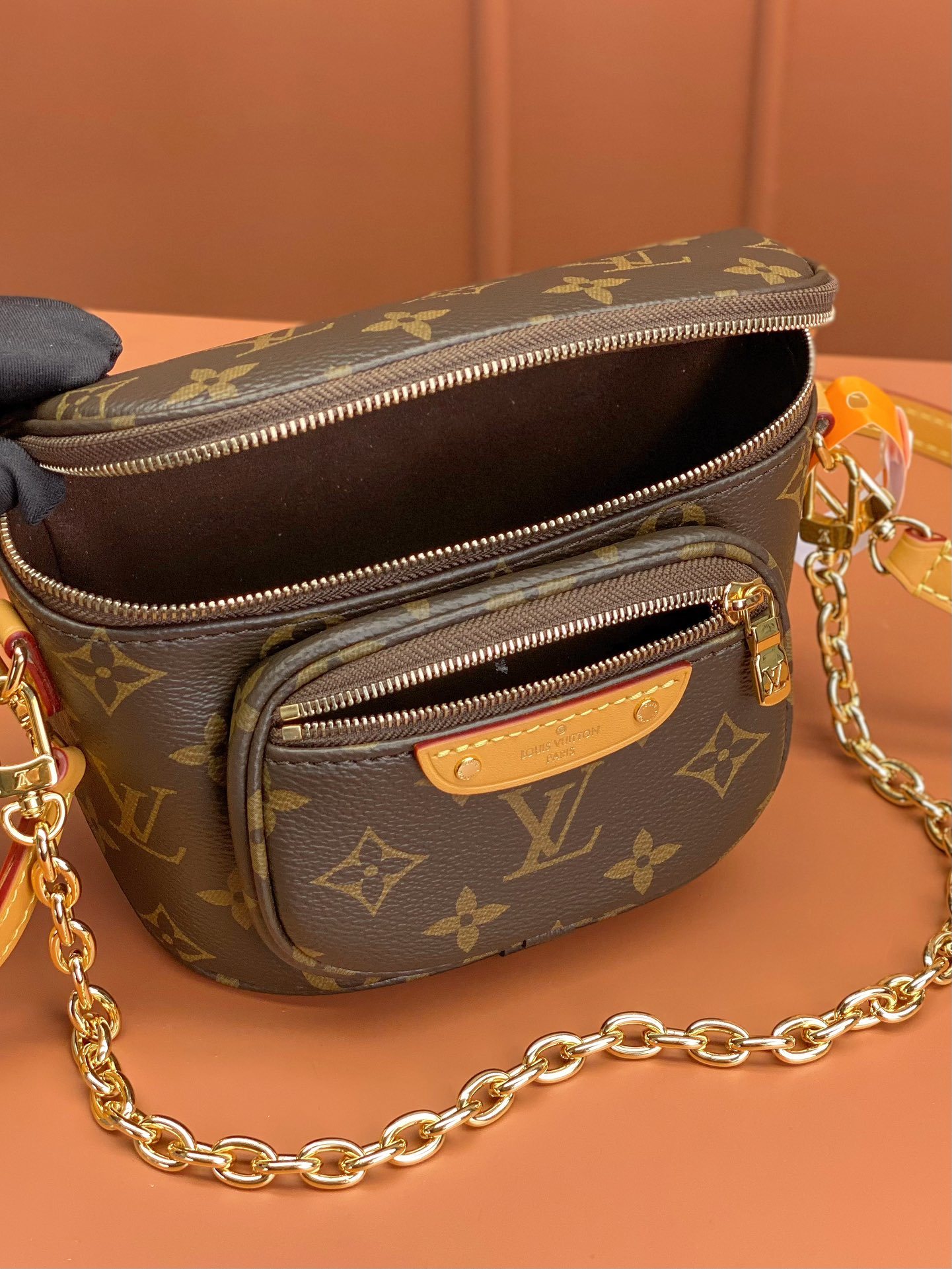 LV お洒落！ルイヴィトンバッグ アルマ偽物 レザー  斜め掛けバッグ 低価格 M82335 ブラウン_5