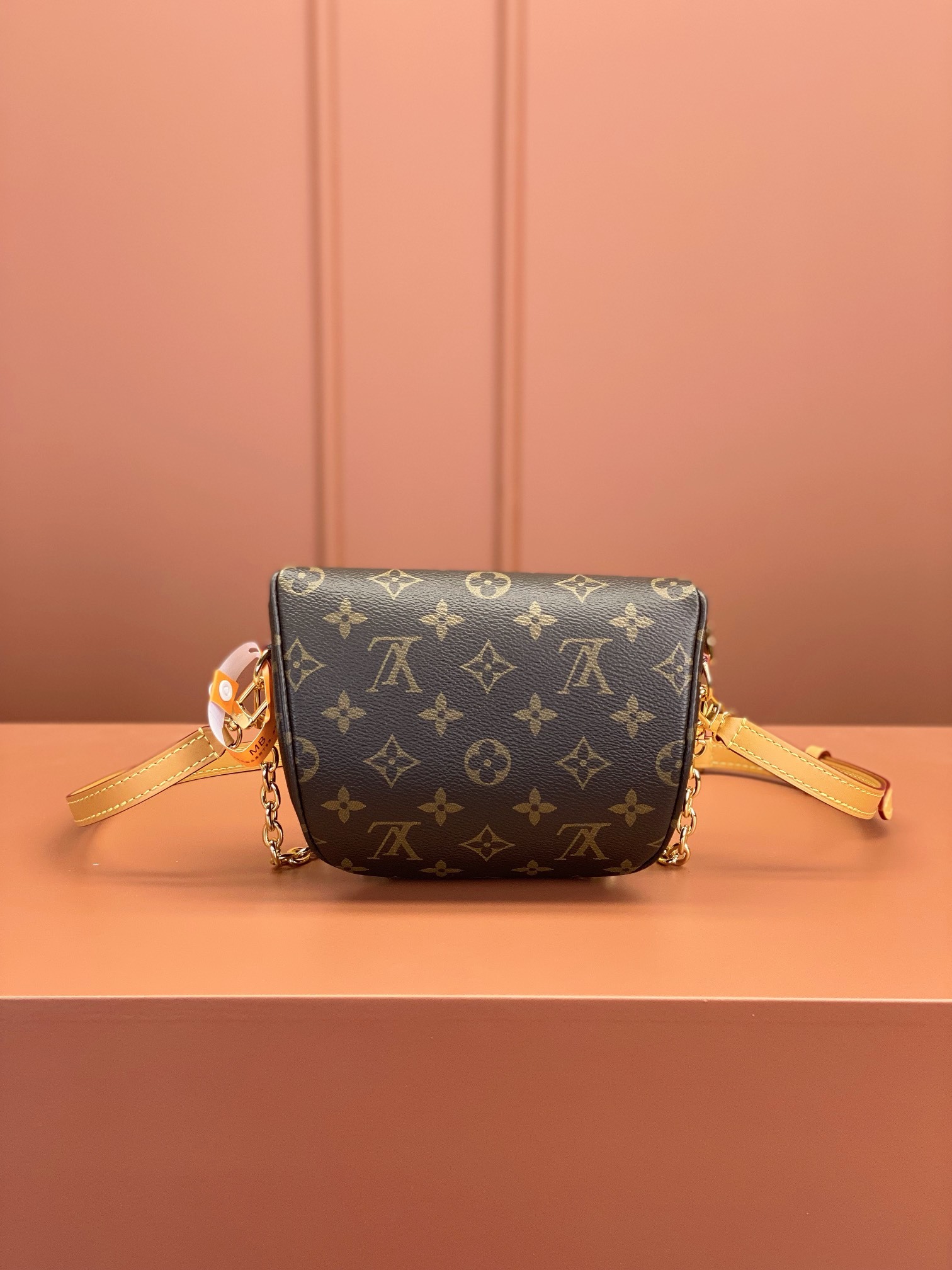 LV お洒落！ルイヴィトンバッグ アルマ偽物 レザー  斜め掛けバッグ 低価格 M82335 ブラウン_8