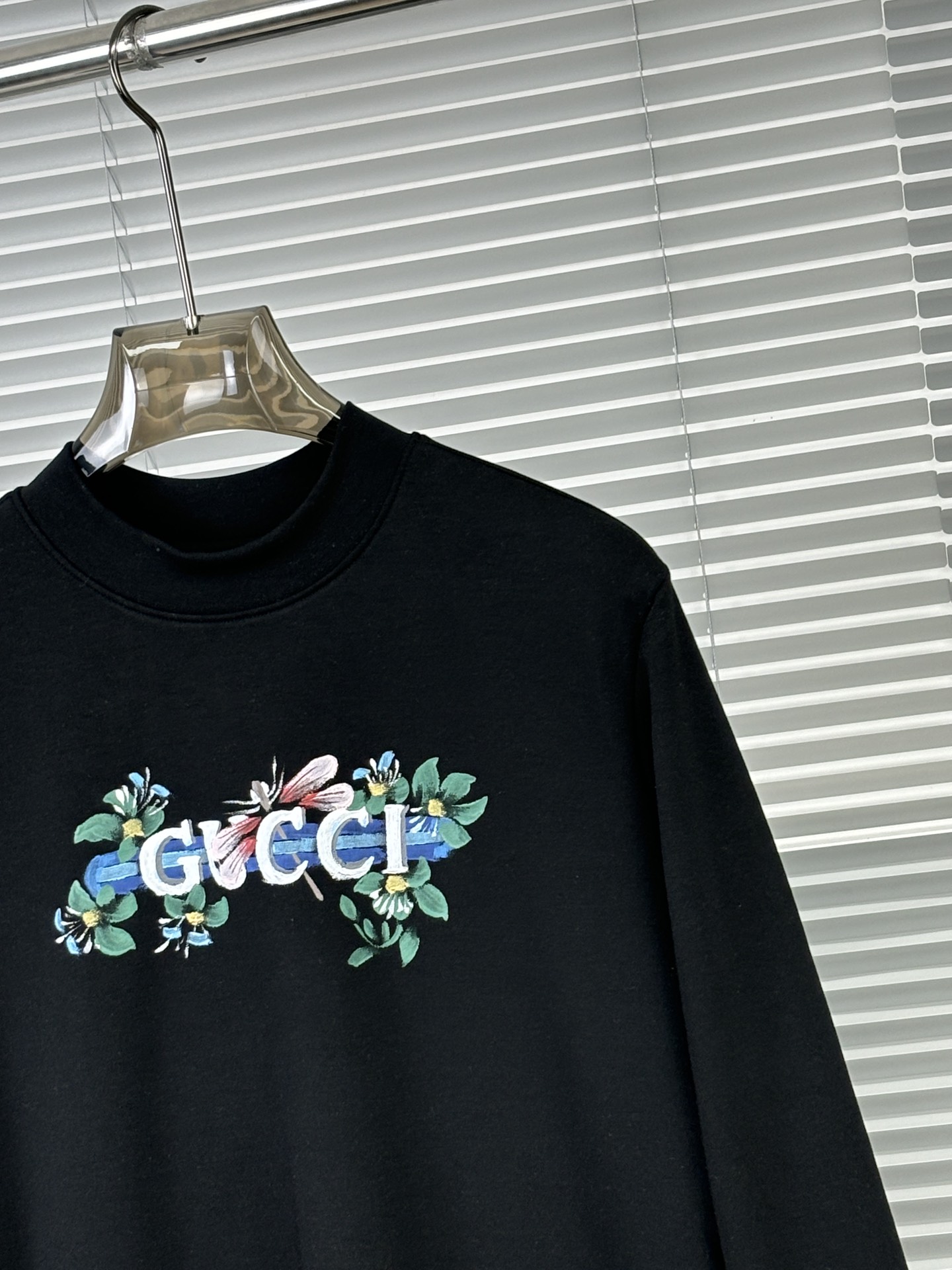 gucci アウトレット t シャツコピー トップス 純綿 長袖 プリント ファッション 吸汗速乾 ブラック_7