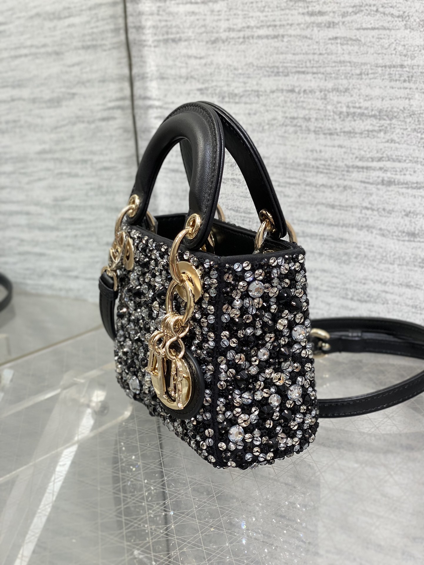 お勧め品 dior バッグ メンズスーパーコピー ハンドバッグ 優雅 レディ 本革 レザー 刺繍 ブラック_6