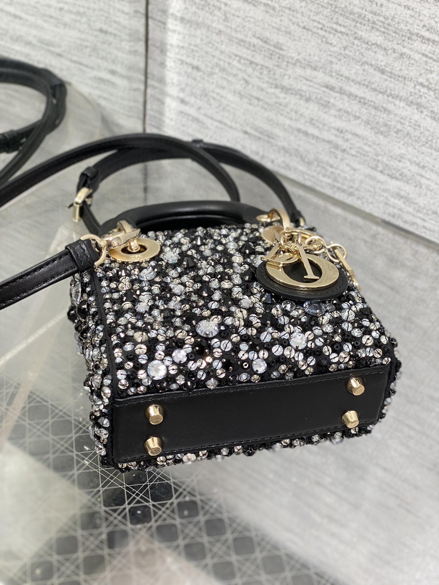 お勧め品 dior バッグ メンズスーパーコピー ハンドバッグ 優雅 レディ 本革 レザー 刺繍 ブラック_7