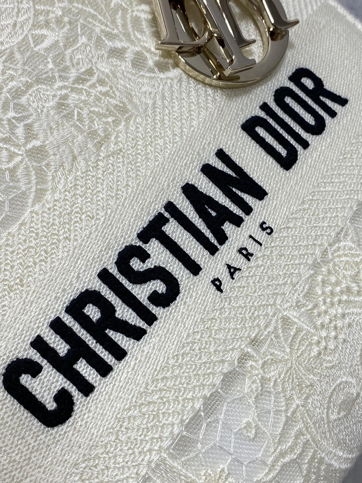 上質なdior トート バッグスーパーコピー ロゴ刺繍 ハンドバッグ 斜め掛けバッグ 優雅 ホワイト_4