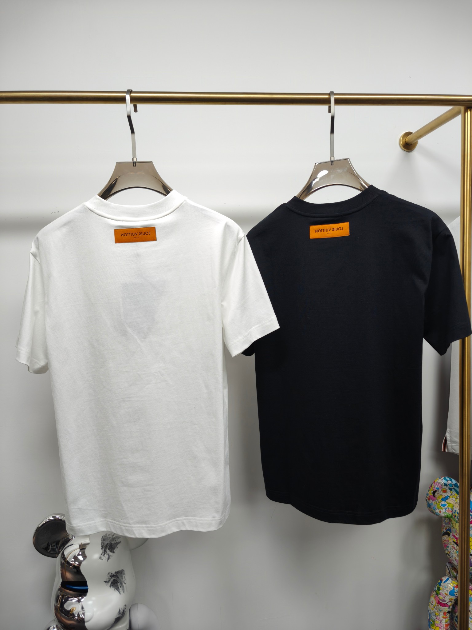 涼しい ルイヴィトンtシャツコーデ偽物 半袖 トップス 純綿 プリント シンプル 柔らかい 2色可選_2