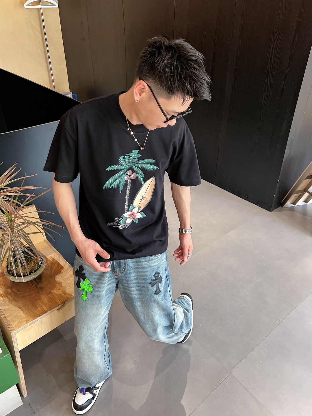 ルイヴィトン tシャツ モノグラム激安通販 半袖 トップス 純綿 プリント 柔らかい ゆったり ブラック_2