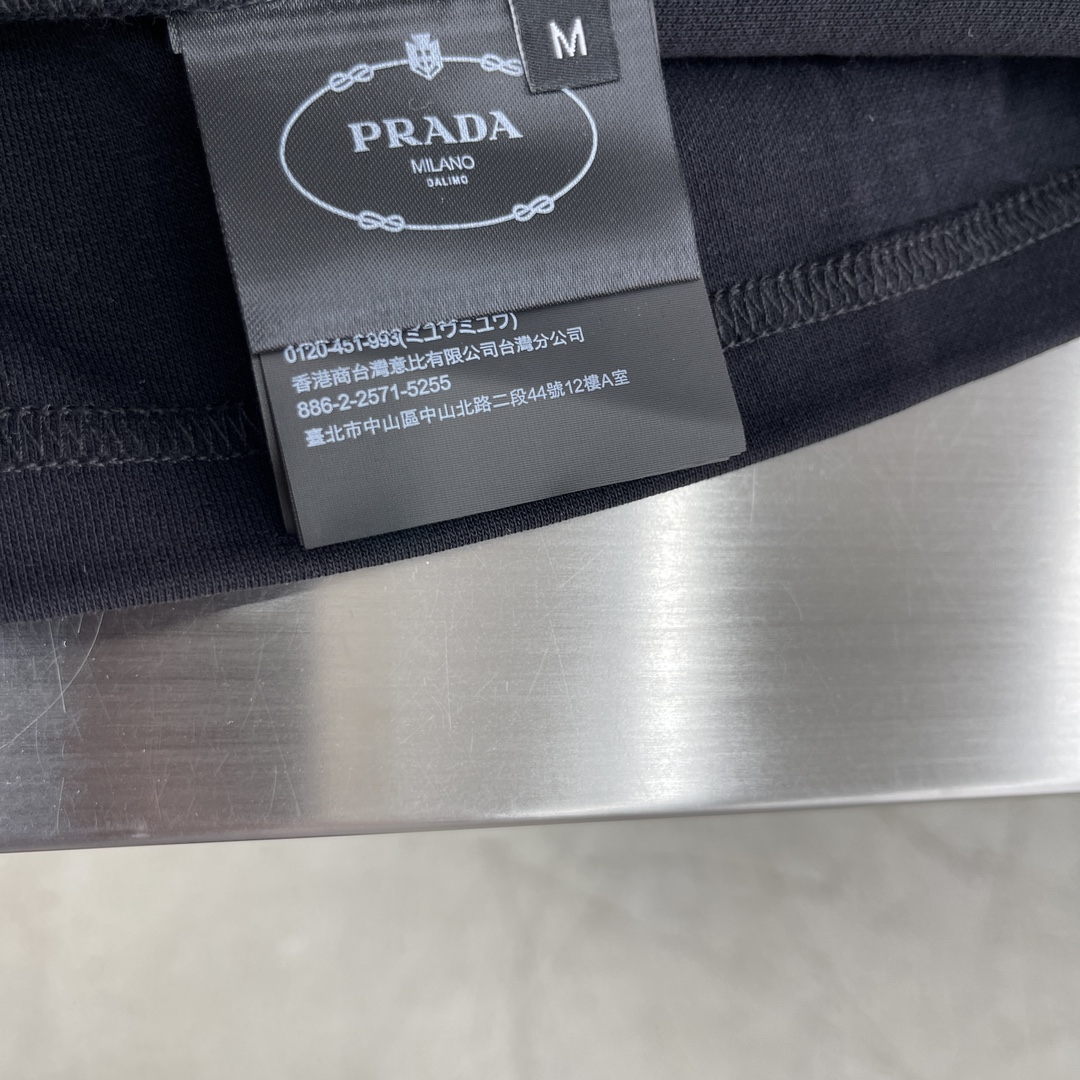 高品質なprada t シャツスーパーコピー 長袖トップス 純綿 柔らかい ポケット付き カジュアル ブラック_7