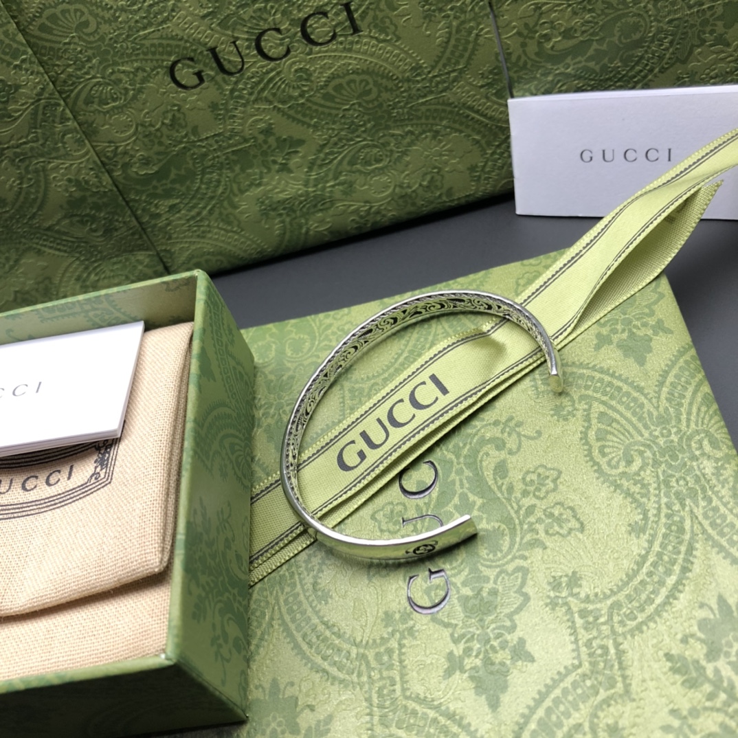 数量限定の爆買 GUCCIブレスレットコピー 銀 優雅 ファッション エルメス シルバー_2