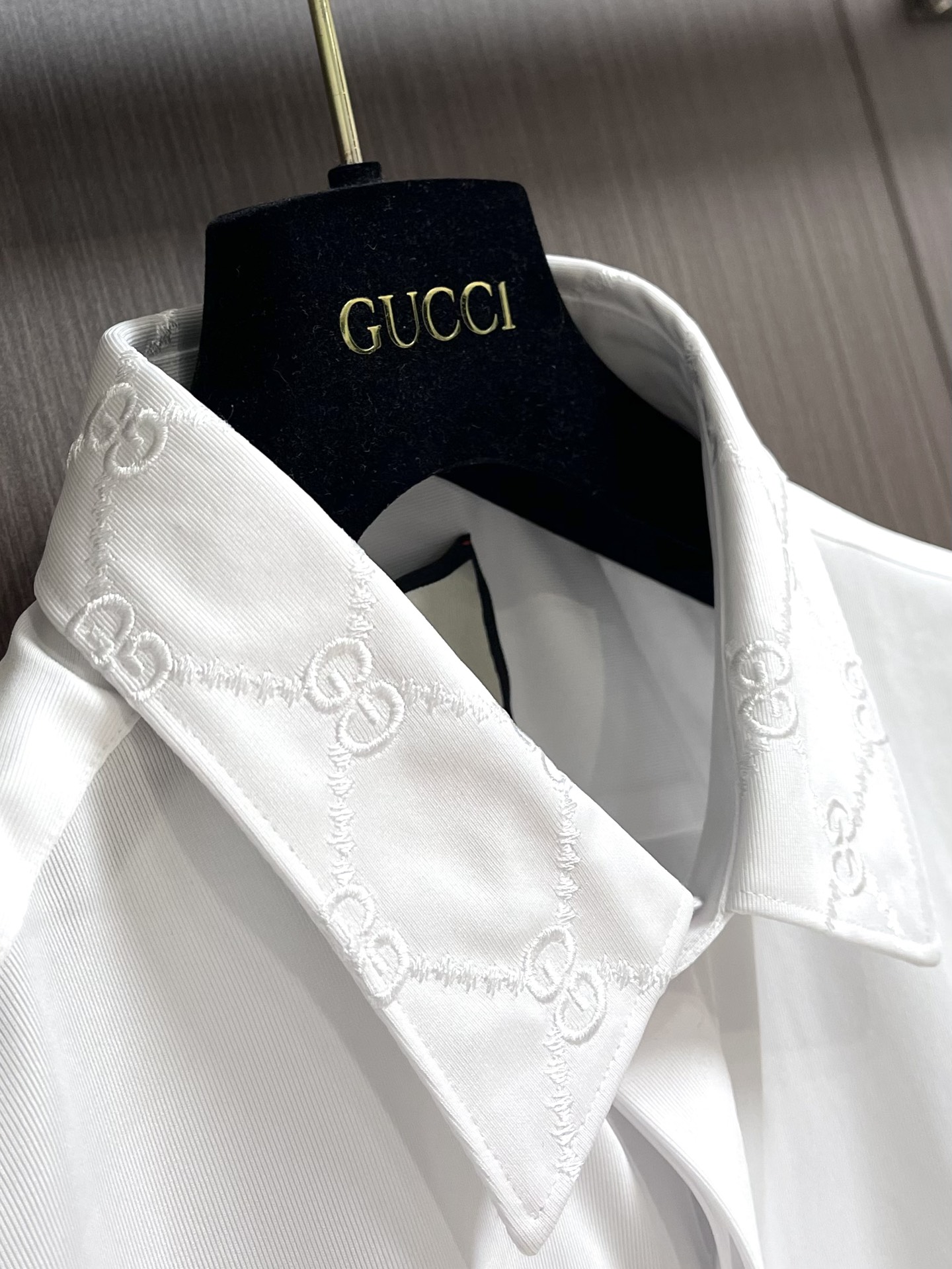 gucci シャツ レディース偽物 純綿 トップス 長袖 ビジネス 通気性いい 男女兼用 ホワイト_3