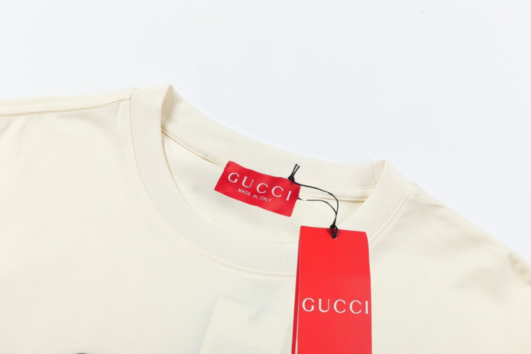 2025年のお買い得品 gucci の t シャツコピー 通気性いい  純綿 トップス 半袖 プリント 可愛い 杏色_3