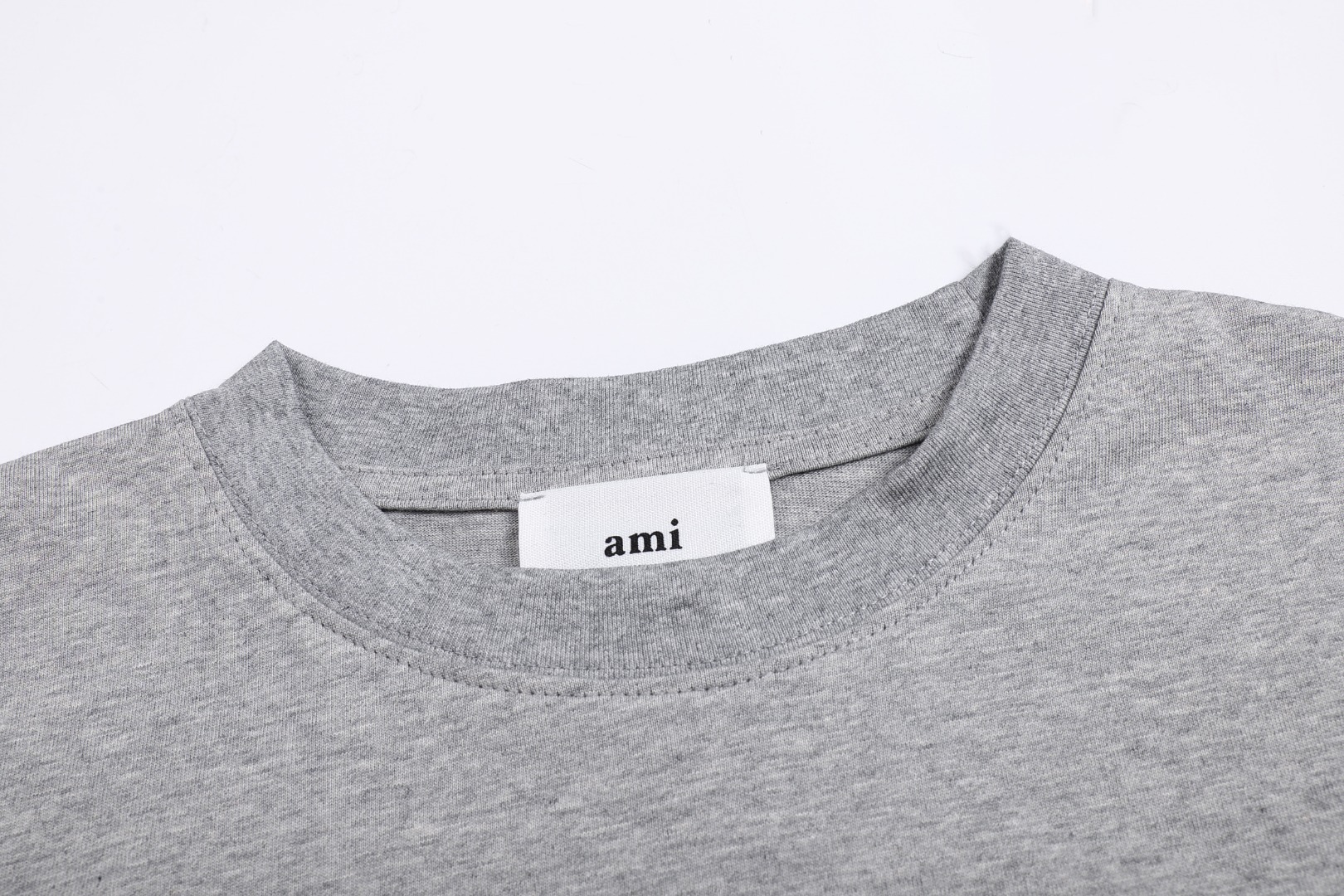 ami tシャツ 紫スーパーコピー シンプル 無袖トップス 純綿 ハート アミ 上質品 グレイ_3