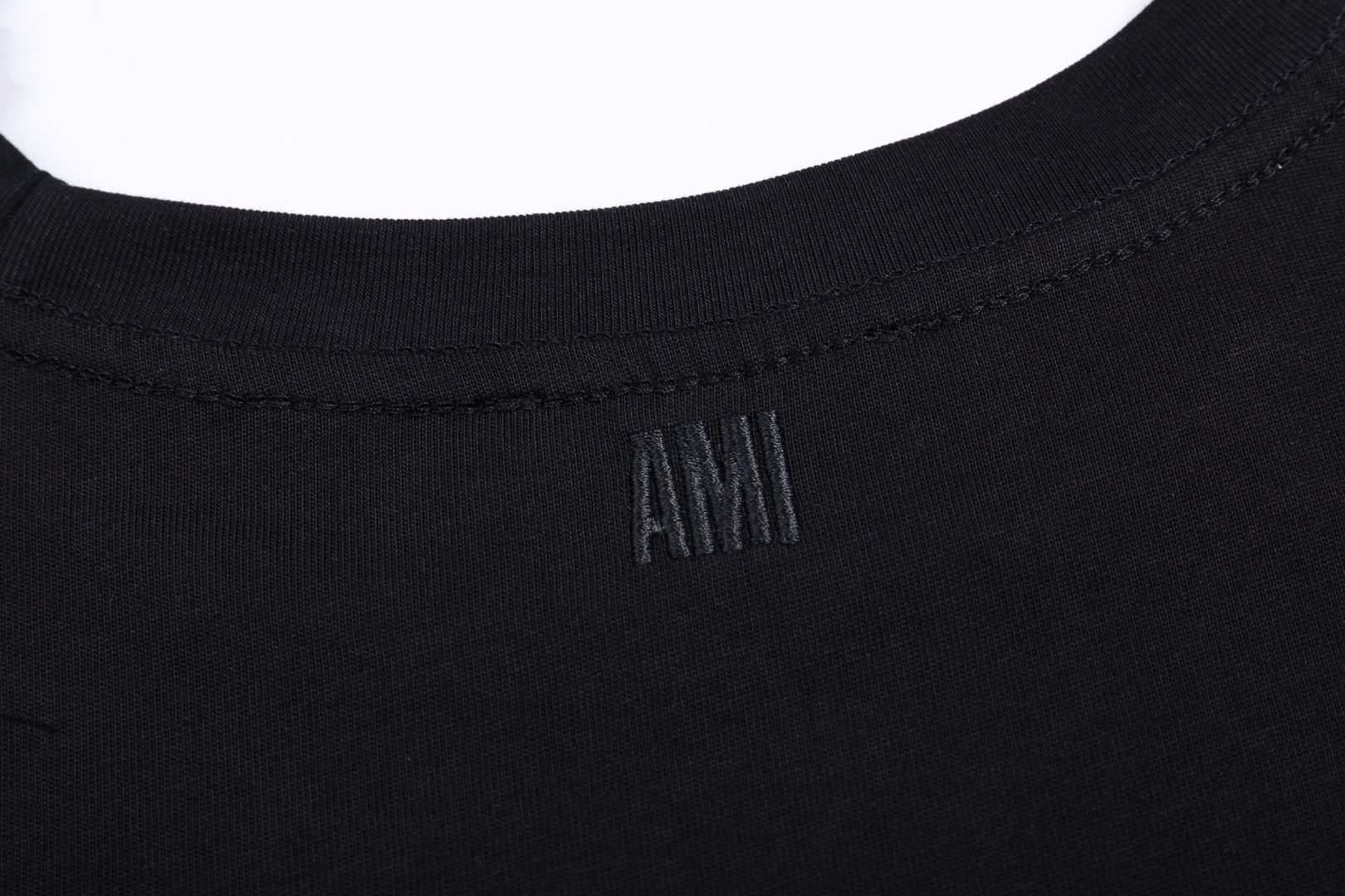 ami tシャツ 定価偽物 シンプル 無袖トップス 純綿 ハート アミ 上質品 ブラック_5